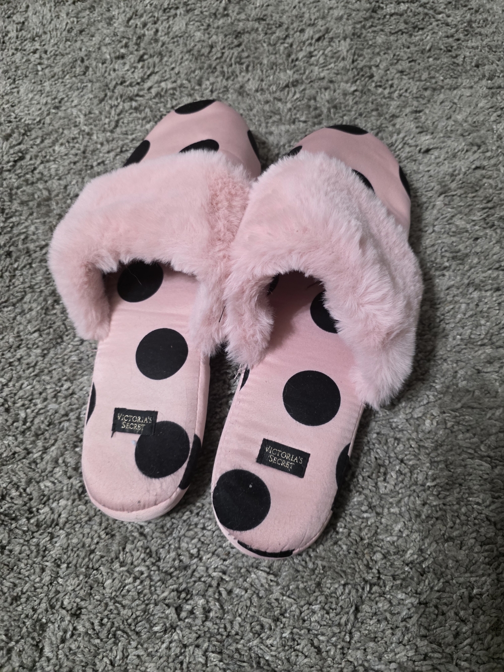 Pink Victoria's Secret Pink Fuzzy Polka Dot Slide Slippers View 2